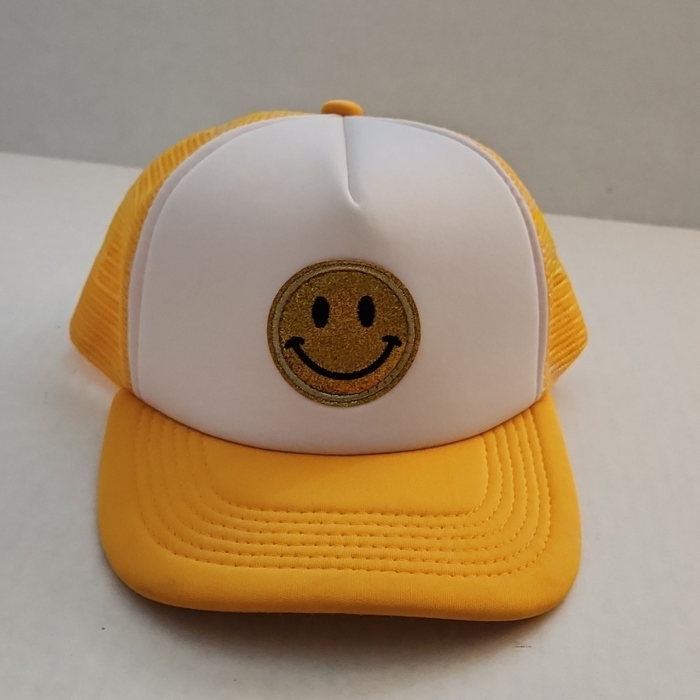 SMILEY Mesh Trucker Hat Yellow